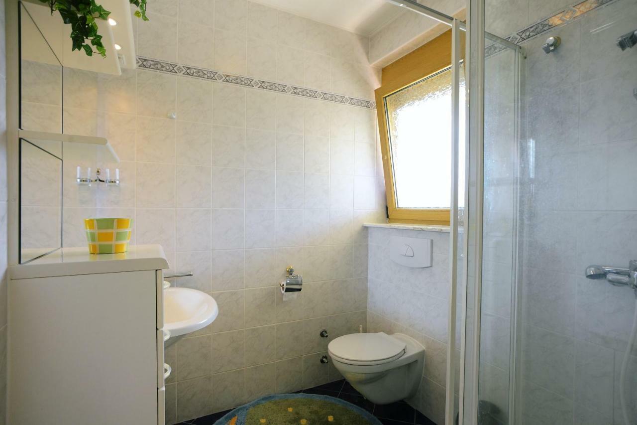 Ferienhaus Tomic Nedescina Экстерьер фото