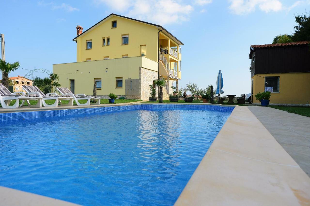 Ferienhaus Tomic Nedescina Экстерьер фото